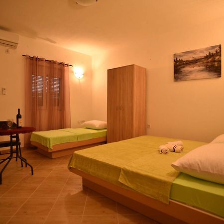 Apartmani Mihovic - Jaz Будва Екстериор снимка