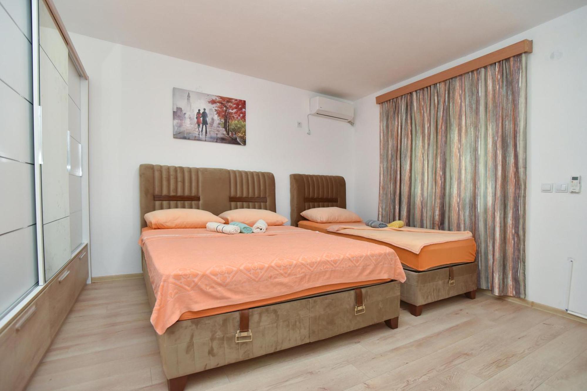 Apartmani Mihovic - Jaz Будва Екстериор снимка