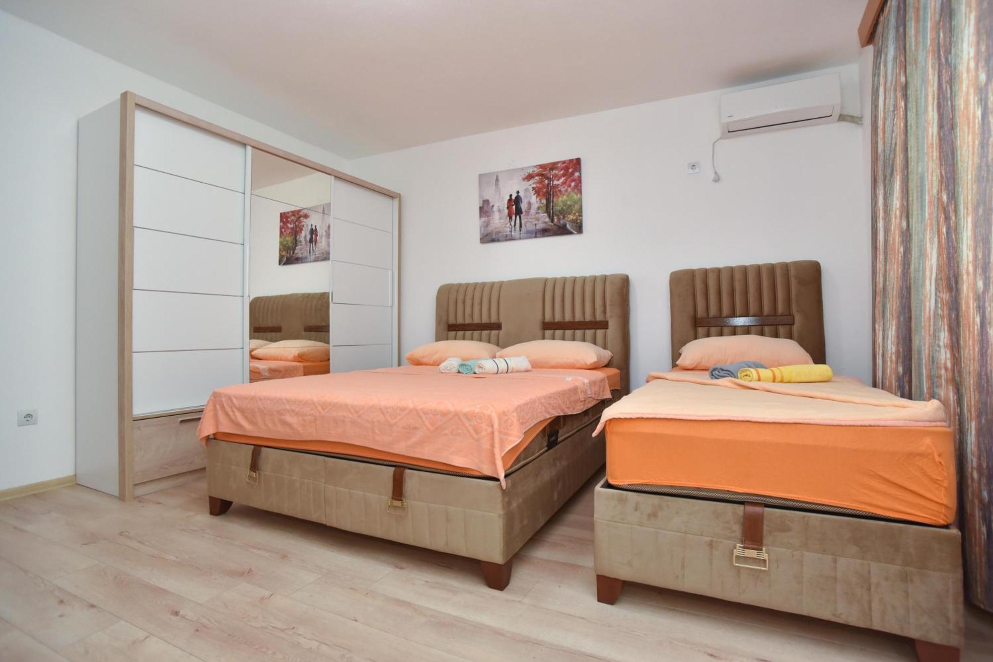 Apartmani Mihovic - Jaz Будва Екстериор снимка